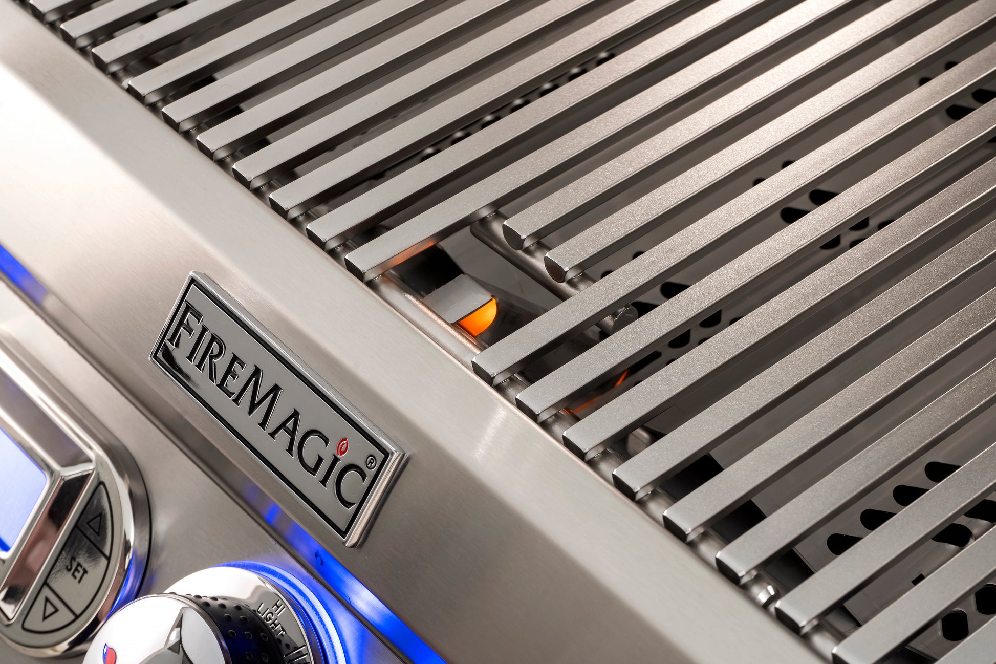 Firemagic Aurora 30 Inch Portable Gas Grill | A540i-8EAN-62 |